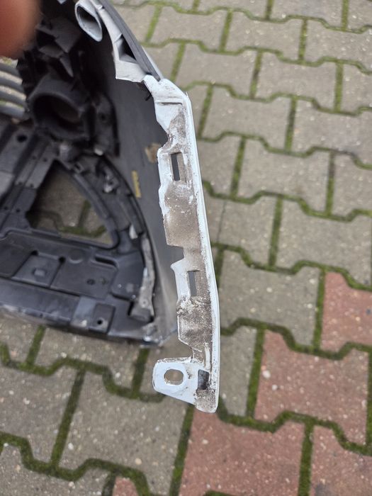 Zderzak Przedni Renault Clio  IV4 przed Lift Kompletny Orginal