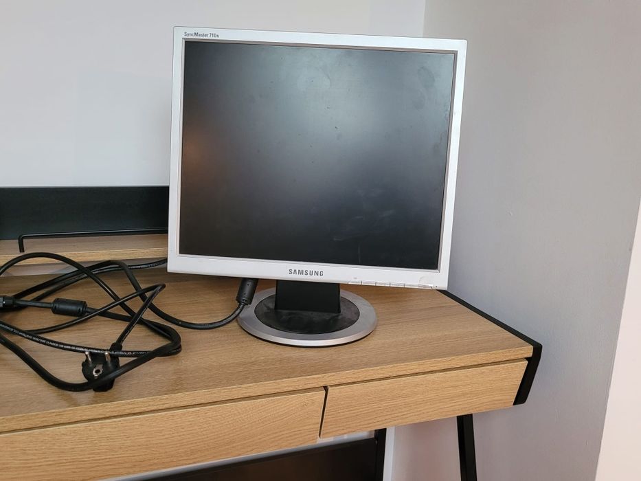 Monitor Samsung 17"