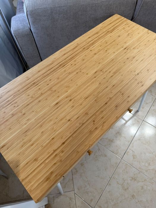 Secretária bambu Ikea