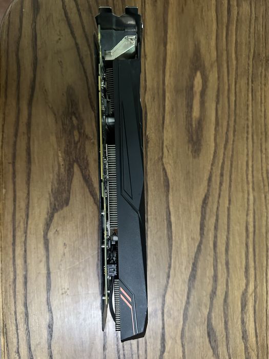Nvidia GTX 1060 - 6 GB ( DEFEITO )