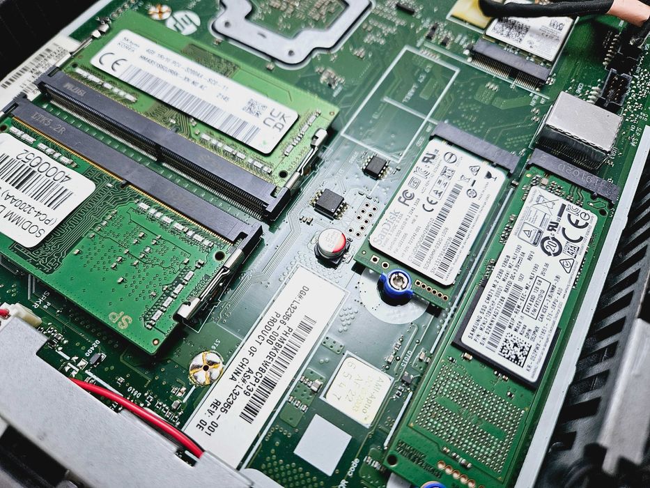 HP T630 неттоп ПК GX-420GI/8GB DDR4/SSD 128GB+32GB/WiFi