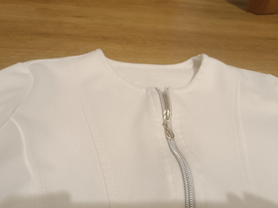 Marynarka biała dla dziewczynki rozm 152