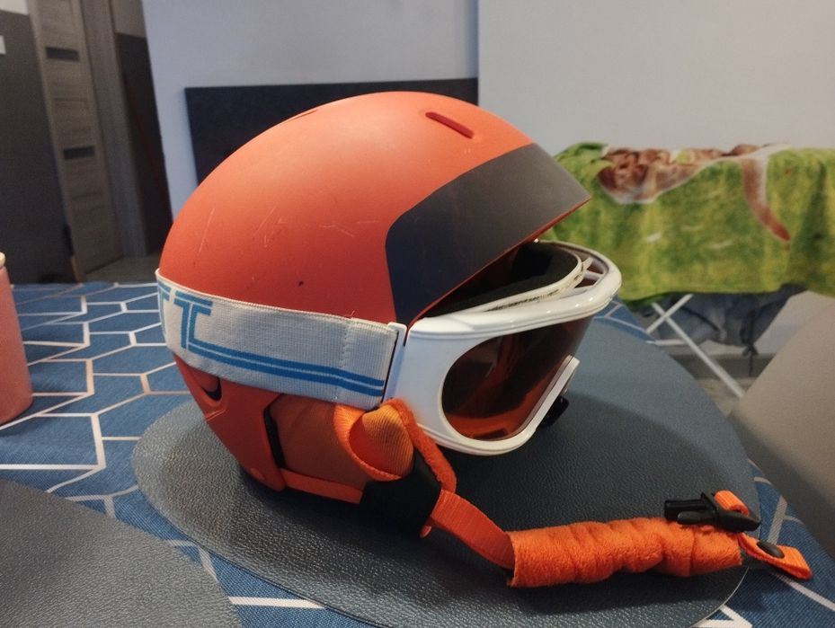 Kask+okulary r.M-S narciarski snowboard