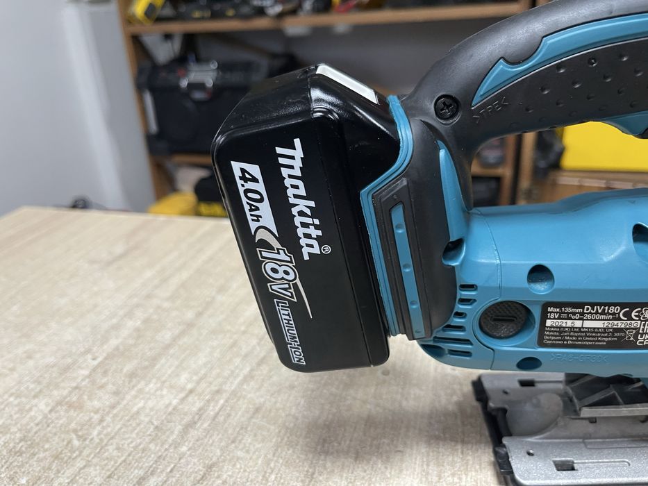 Makita DJV180 + BL1840 / акумуляторний лобзик Макіта