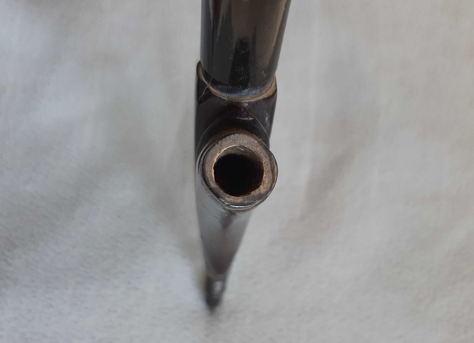 Cachimbo muito antigo em laca e madrepérola