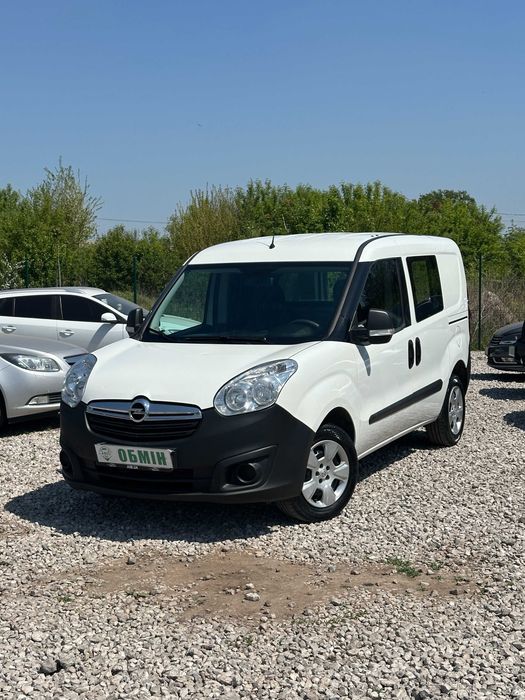 Продам Opel Combo 2018 рік можлива розстрочка,кредит,обмін!