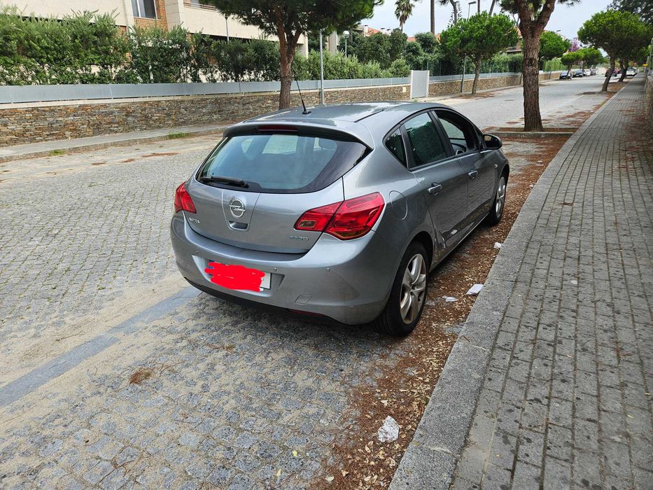 Opel Astra J 1.3 CDTI