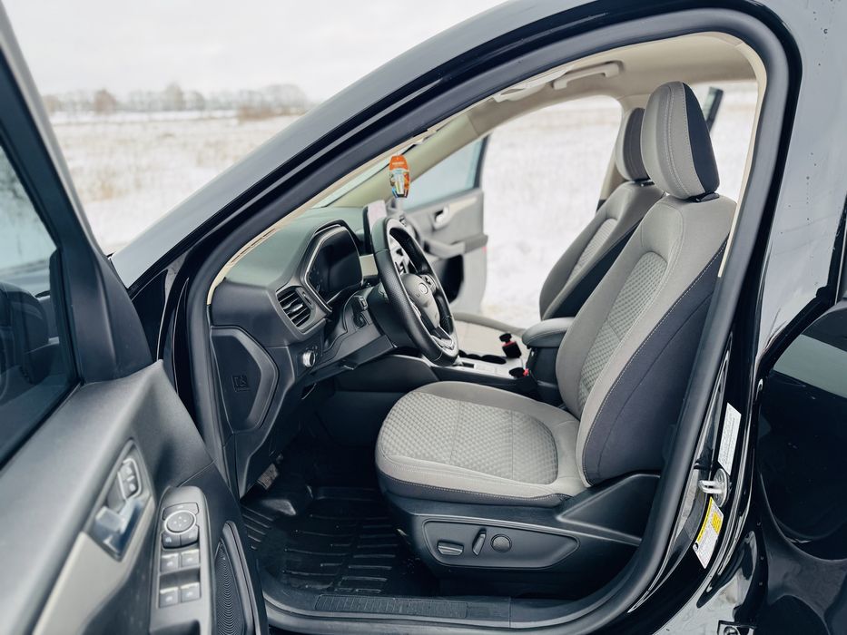 Ford Kuga AWD Titanium 2021р.в.