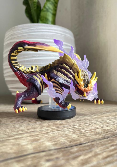 Amiibo Magnamalo (Monster Hunter series)
