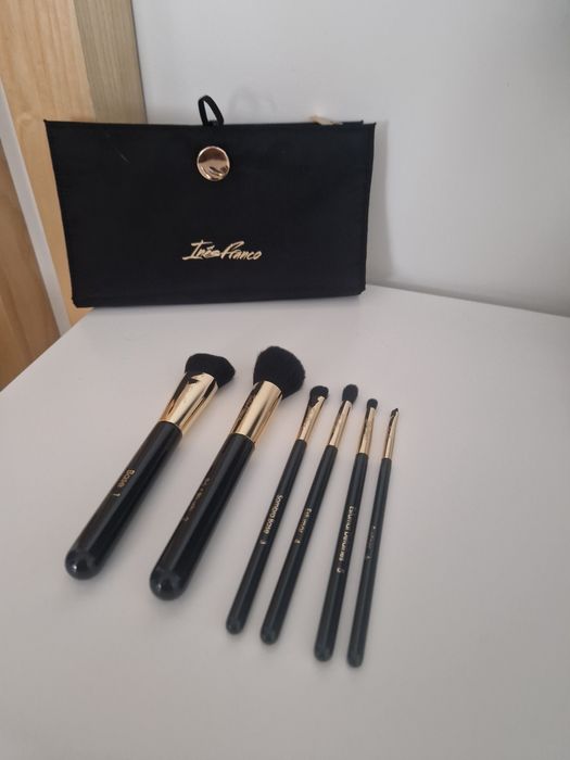 Vendo pincéis- edição especial Inês Franco