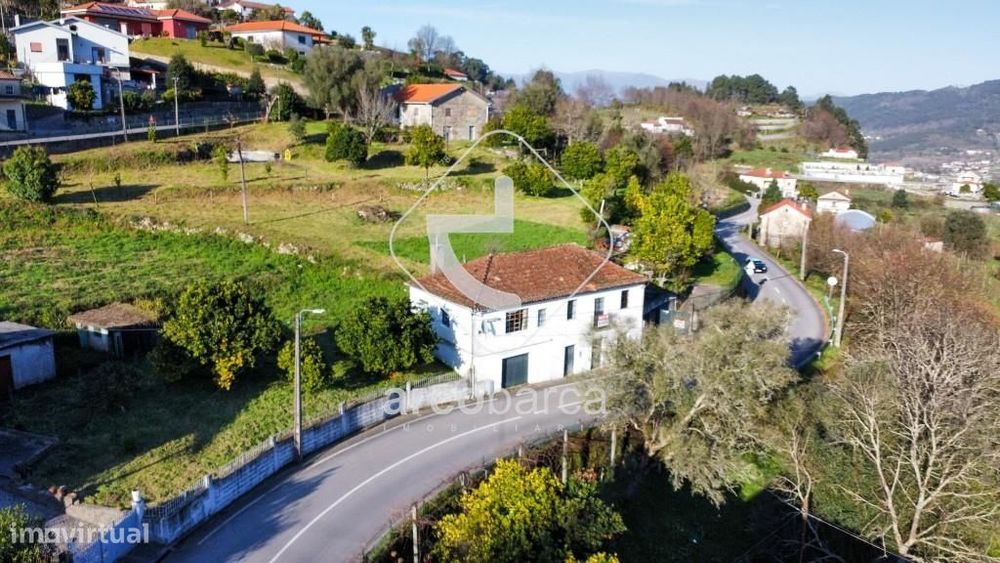 Moradia Rústica T4 em Crasto - Ponte da Barca