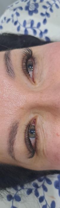 Przedłużanie rzęs i Makijaże