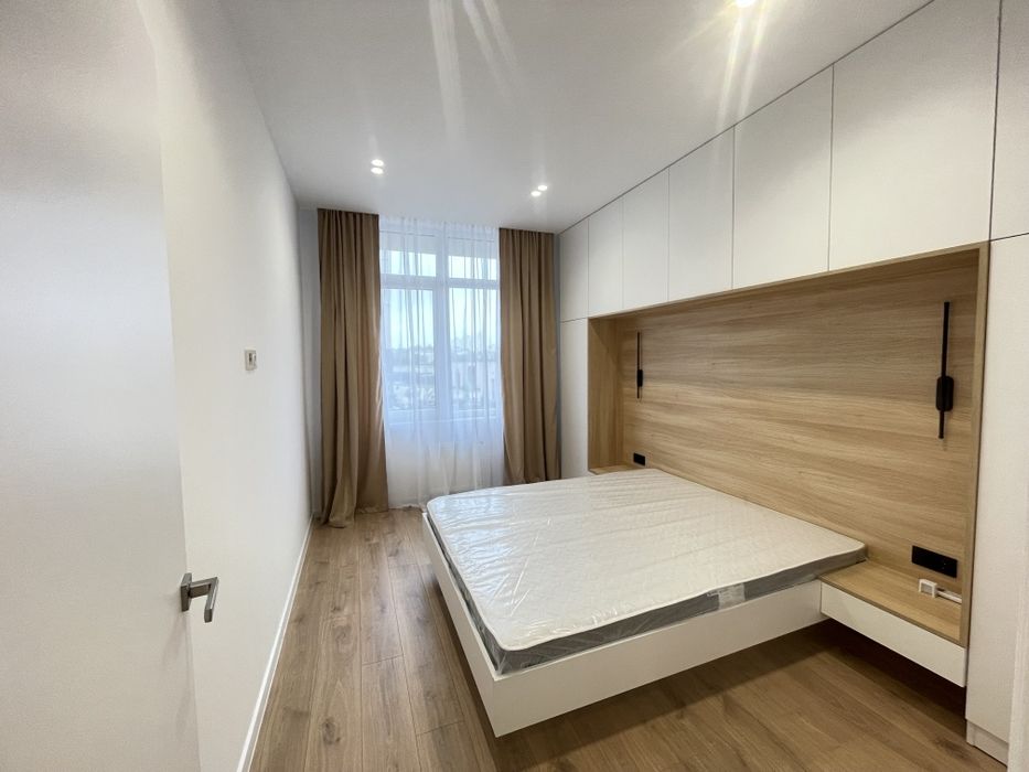 Ексклюзивна квартира в будинку бизнес- класу /Поруч центр міста/парк