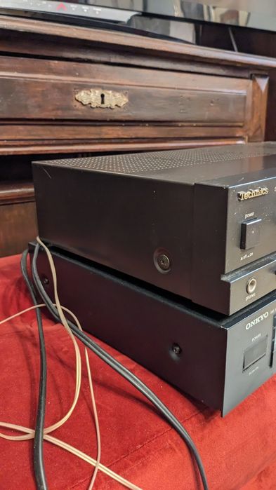 Wzmacniacz Technics SU-500 i tuner Onkyo 4220