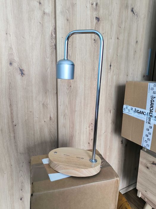 Lewitująca lampka DesignNest (bez żarówki)