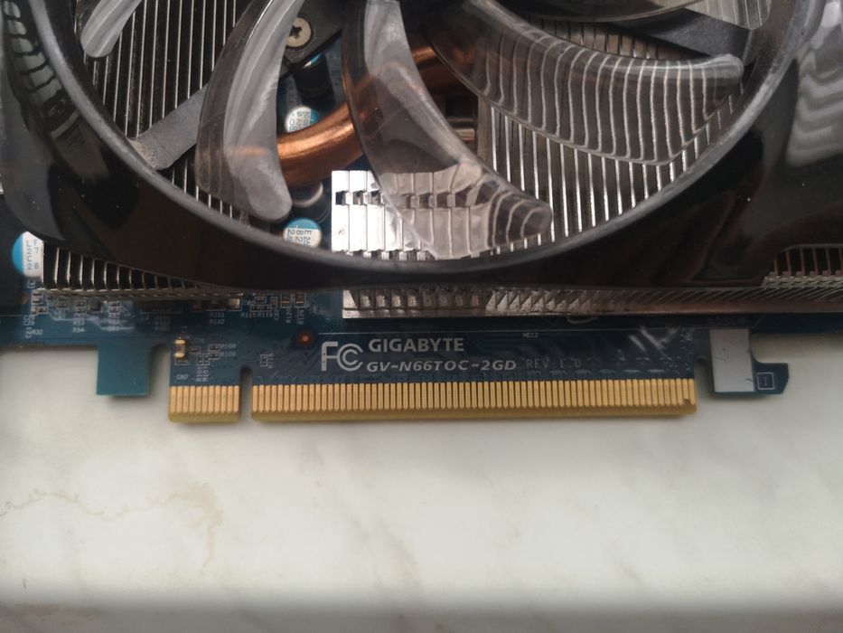 Відеокарта не робоча GigaByte PCI-E GeForce GTX660 Ti 2GB DDR5 (GV-N66