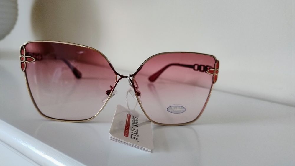 okulary  przeciwsłoneczne  luiski różowe  lv