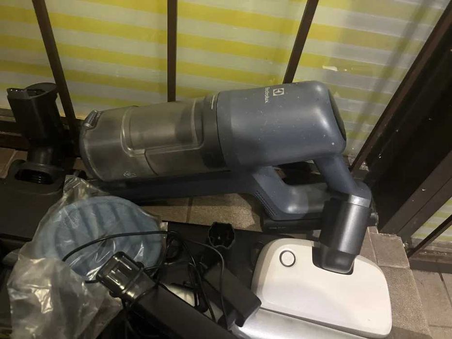 (13/26k) Odkurzacz bezprzewodowy ELECTROLUX Hygienic 600 ,