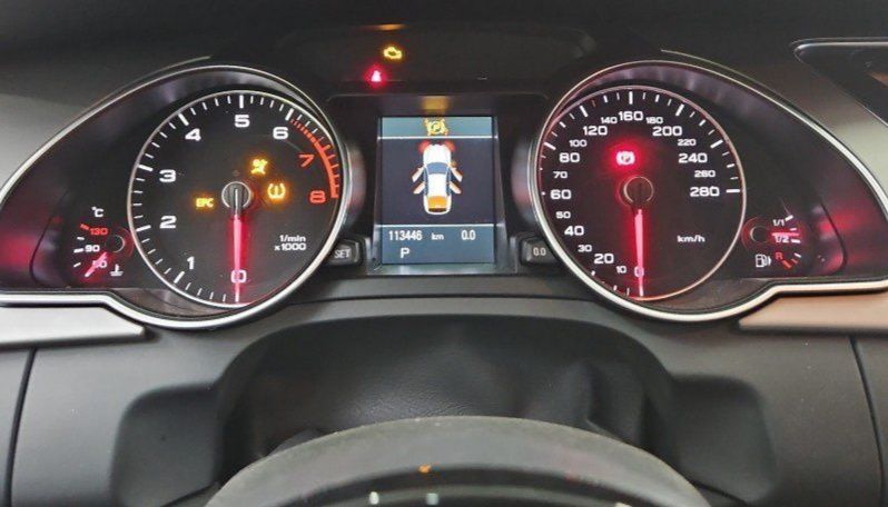 Audi A4 b8 A5 Q5 LCD display  do quadrante