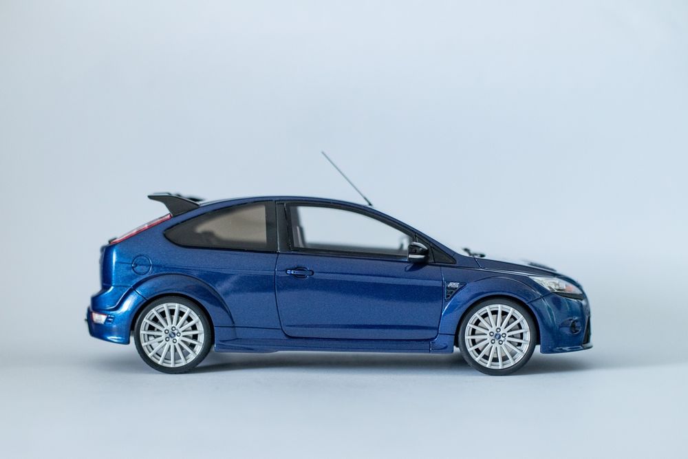Ford Focus Rs mk2 Otto 1/18