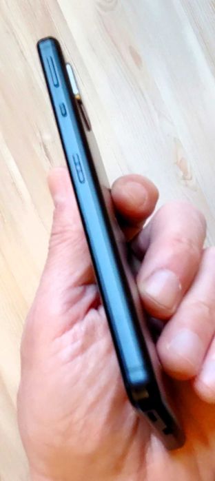 Смартфон Sharp AQUOS sense4 lite, подарок