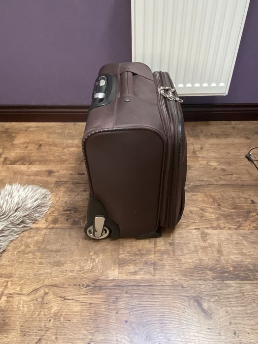 Чемодан,кейс-пилот для ручной клади Samsonite