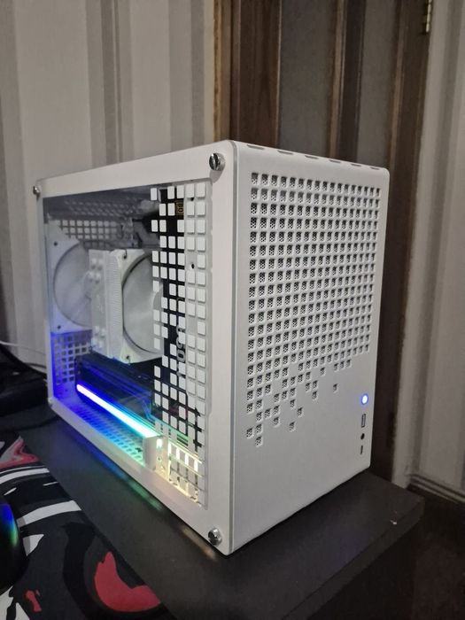 Продам пк ryzen 7 8700f radeon rx 7800xt 32 gb ddr5