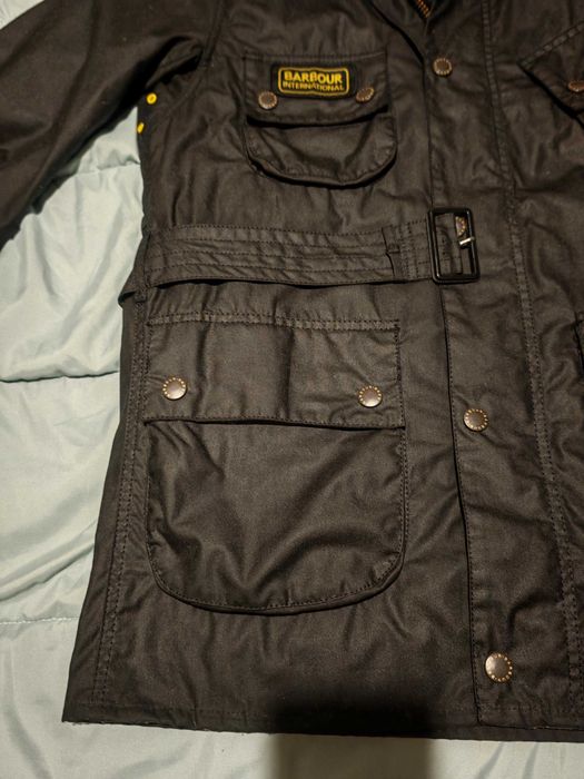 Barbour International Original encerado SLIM L