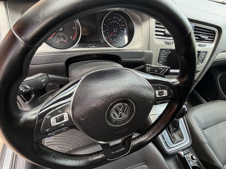 Volkswagen Golf 2.0tdi