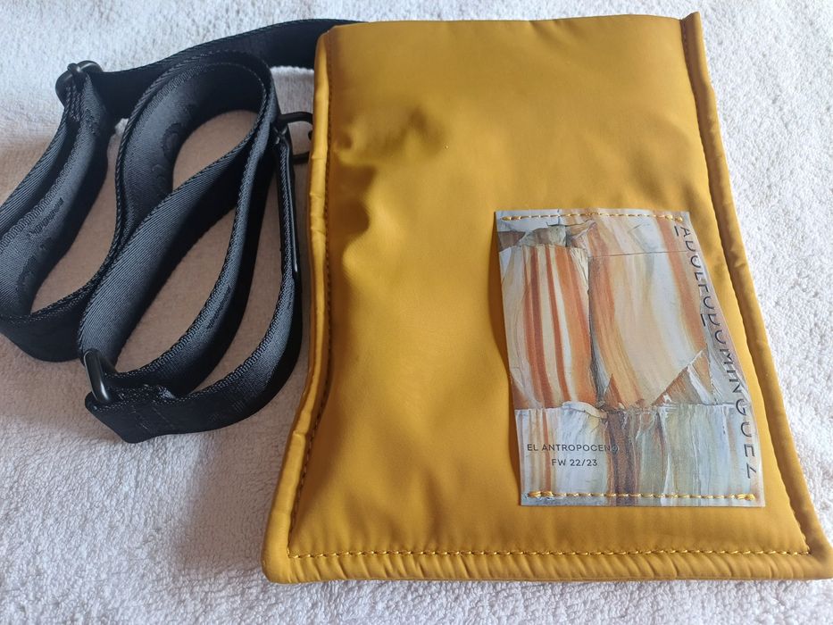 Bolsa Adolfo Dominguez