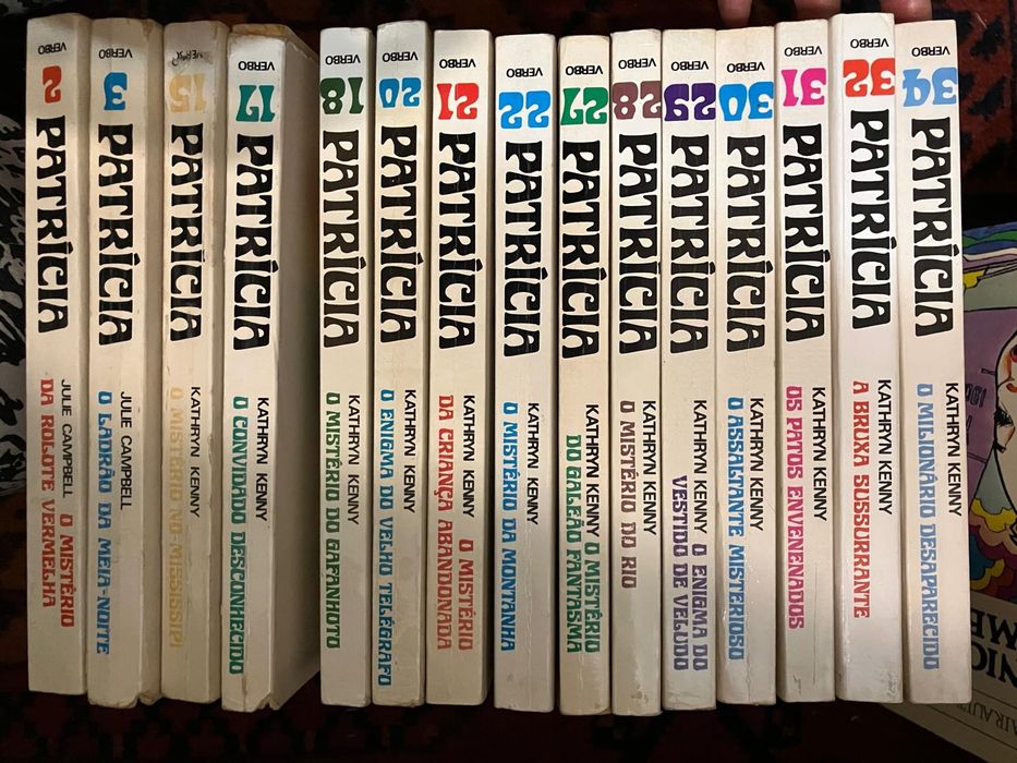 Coleção de livros - Patrícia