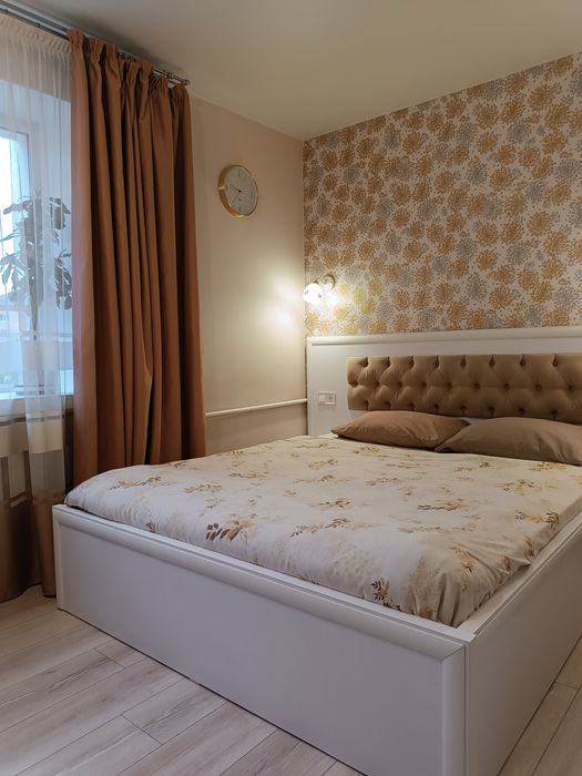 Квартира в Центрі Люкс 2х кімн. Перемоги 103