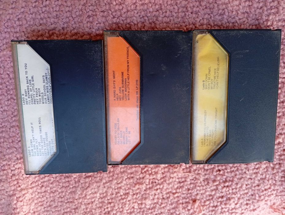Cassetes de musica vintage