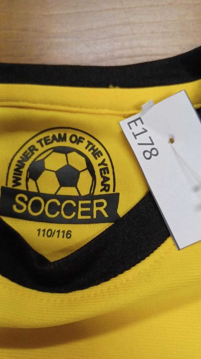 Dziecięca bluzeczka sportowa Soccer  Pocopiano  r. 110/116
