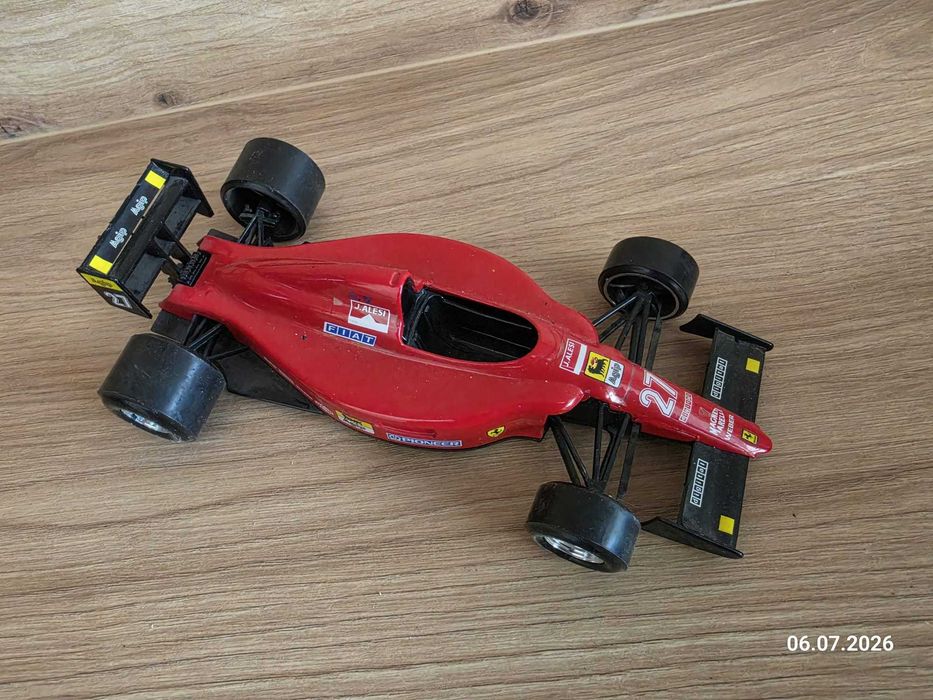 Bburago 1/24 - F1 Ferrari 641/2 model bolidu