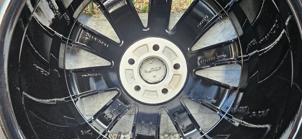 VOLVO XC60- Felgi/ opony/ koła zimowe- 18"