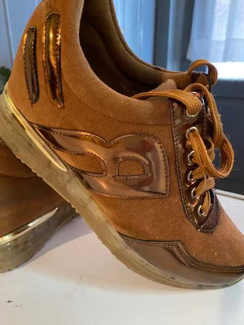 Tenis novos e confortaveis