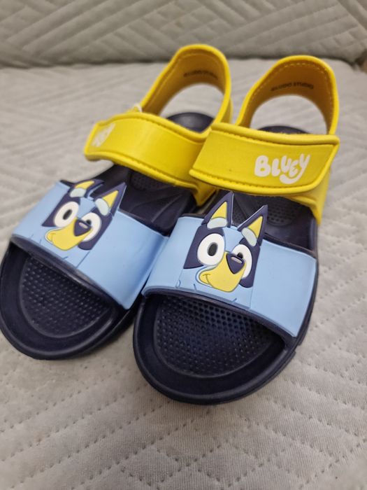 Sandałki Bluey..