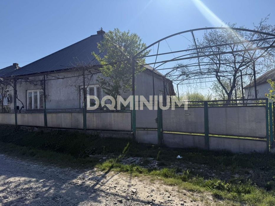 Сертифікат! Продаж просторого будинку в Олешнику