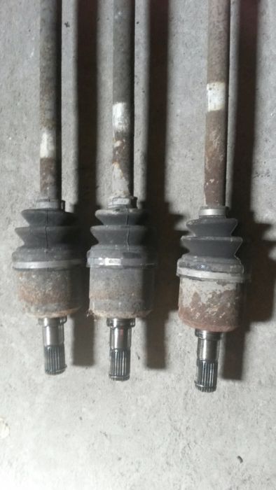 Полуось передняя левая Hyundai Tucson 2004-2012 Разборка