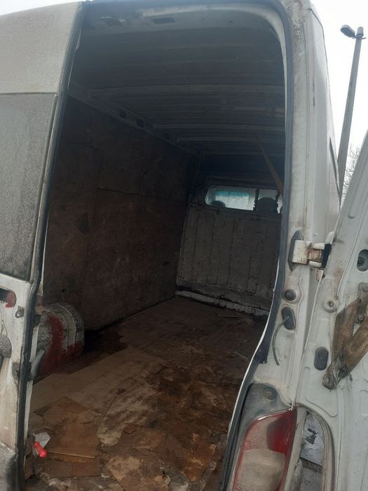 Опель Мована, 2.2