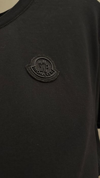 Футболка Moncler черная