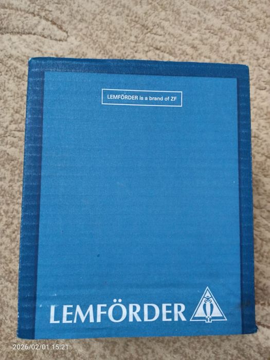 Сайлентблок задній лівий переднього ричага Volvo XC 60