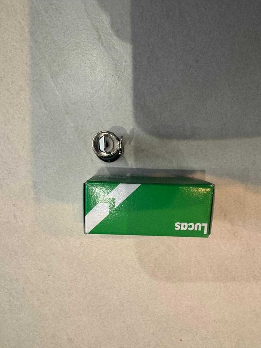 Luz indicadora laranja de dois pinos SPB357