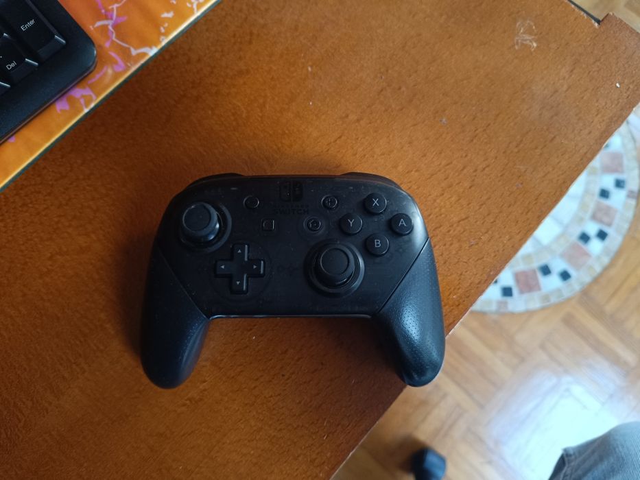 Nintendo switch lite with original controller, case and two additional games64584501185282124