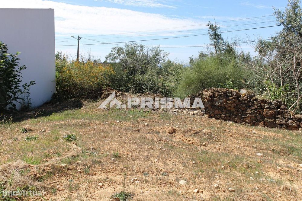 Terreno em Sobreira Formosa com 1357m2