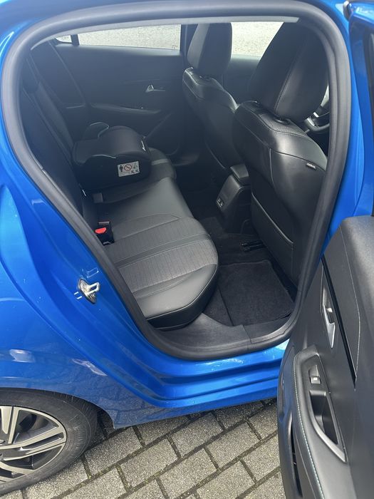 Peugeot 208 Allure