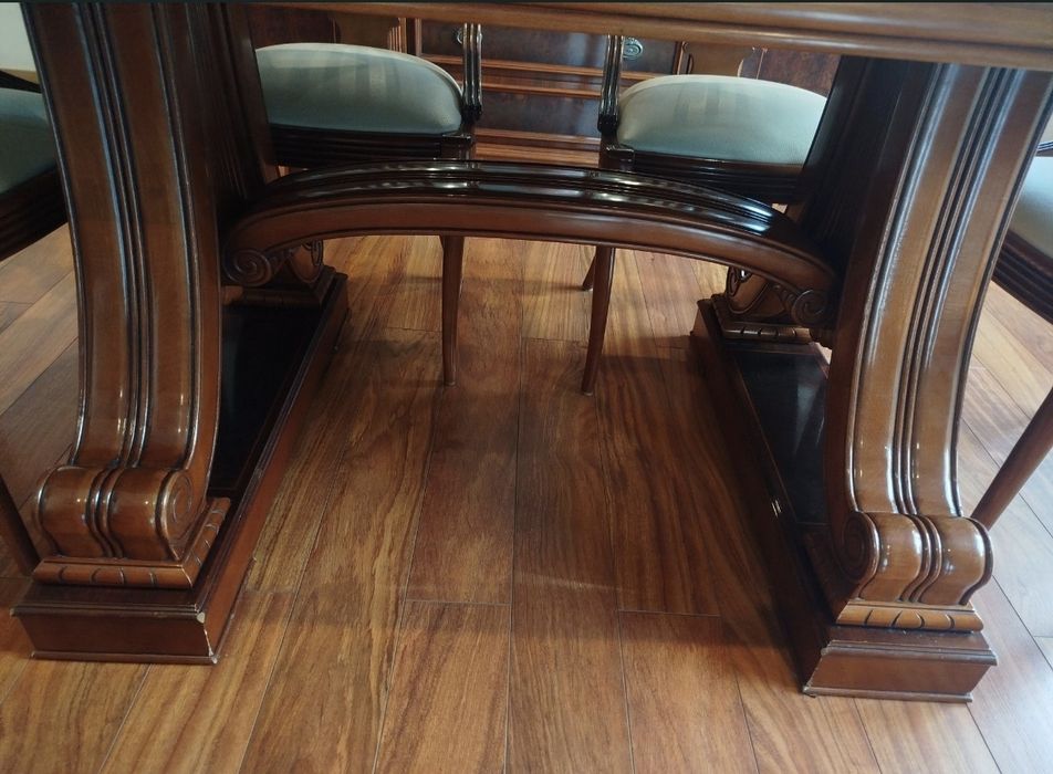 Sala de jantar completa