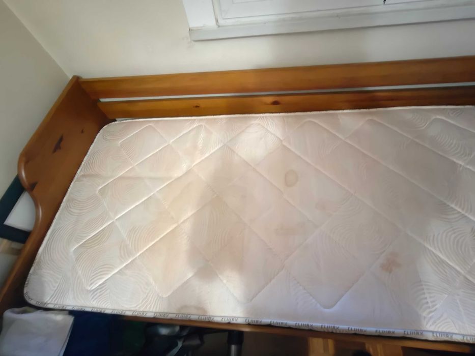 cama  solteiro com colchão