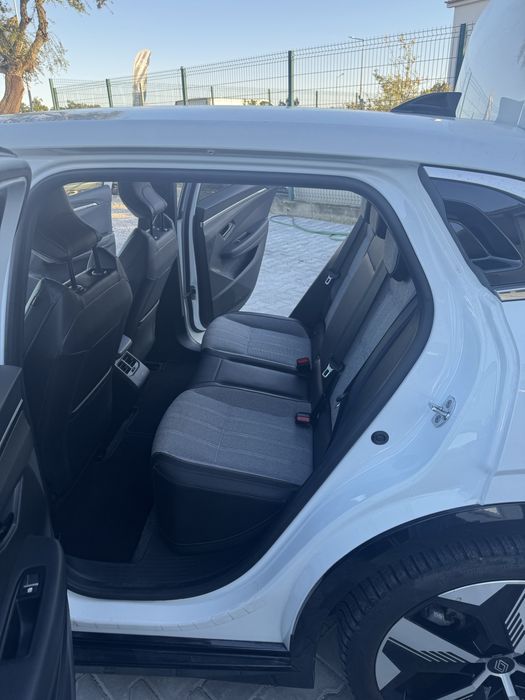 Renault Mégane E-Tech EV60 – 220 cv – Techno  60 mil km